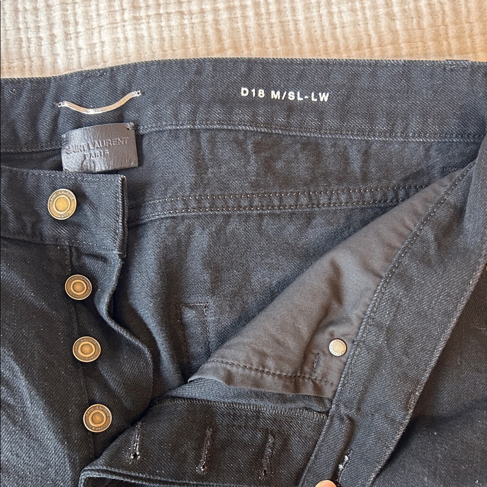 Classic Black Jeans - Picture 3 of 4